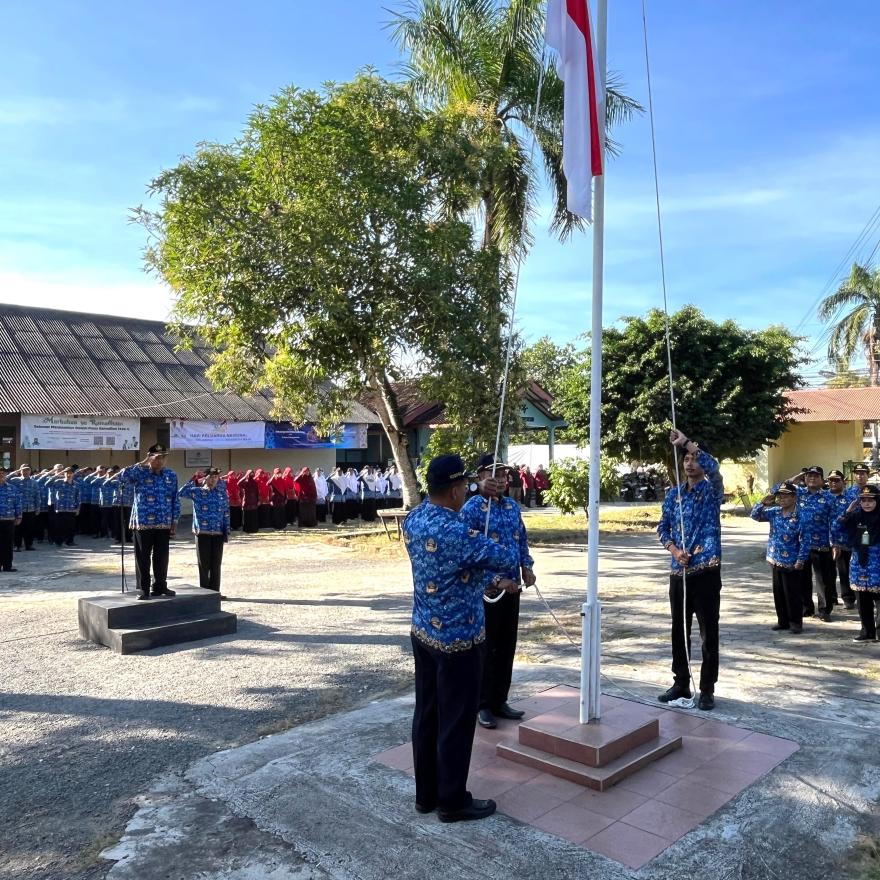 Kalurahan Pengasih Laksanakan Tugas Upacara Rutin 17-an Tingkat Kapanewon Pengasih